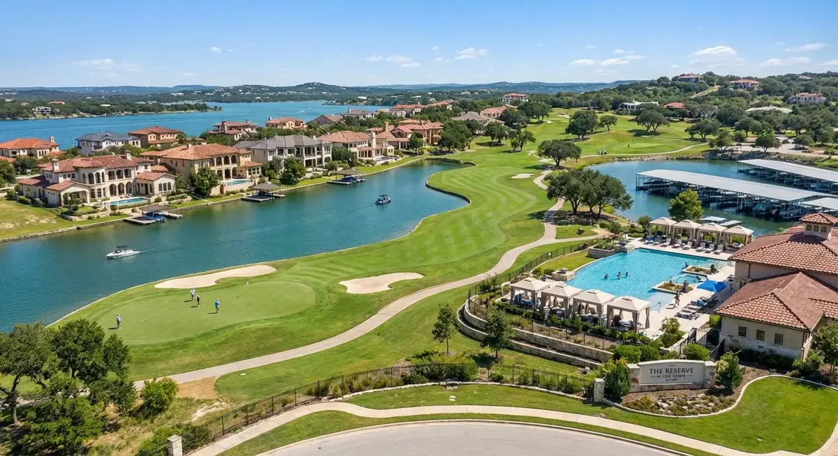 Lakeway community along Lake Travis